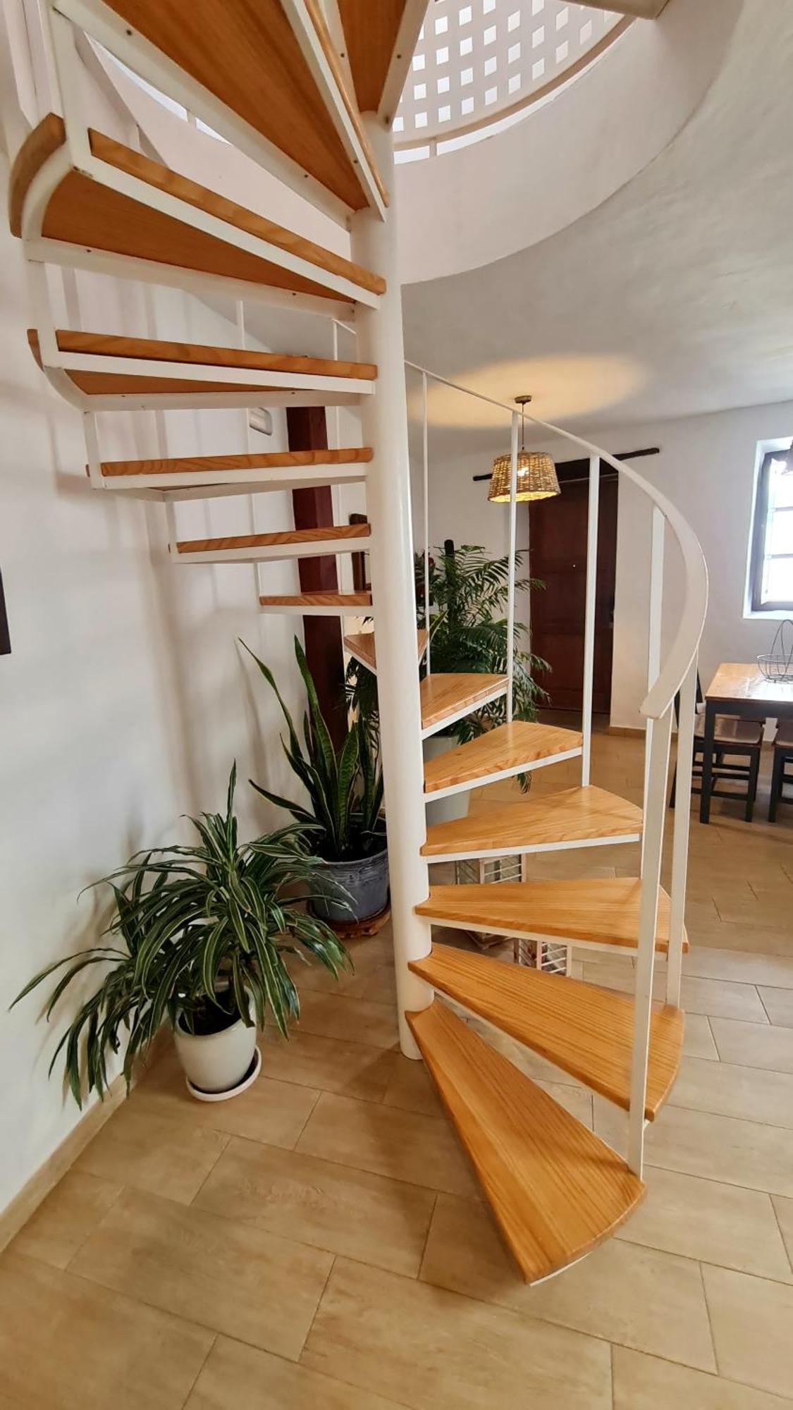 טגיסי Luana Apartment מראה חיצוני תמונה